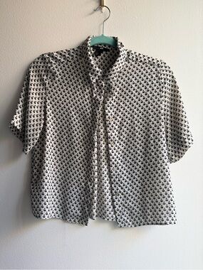 H&M White Short-Sleeve Button-Up Blouse with Black Heart Print